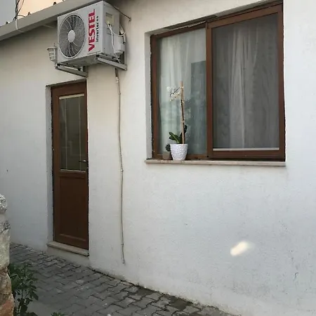Konacik House فيلة